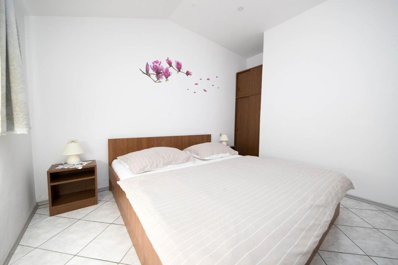 Apartments Baretic Crikvenica Kültér fotó